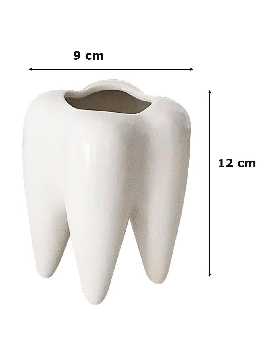 Maceta de cerámica con sistema automático de riego