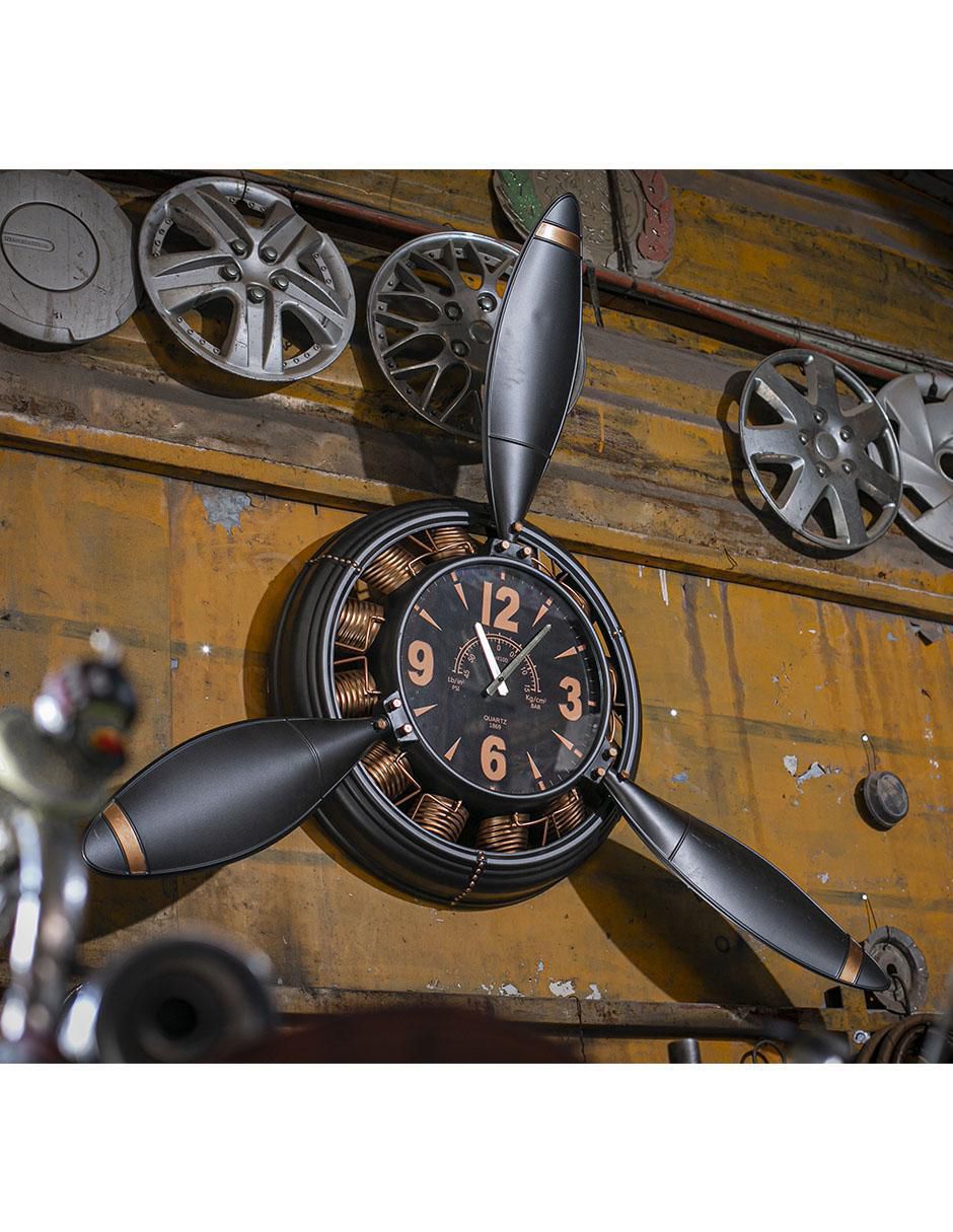Reloj de pared de metal