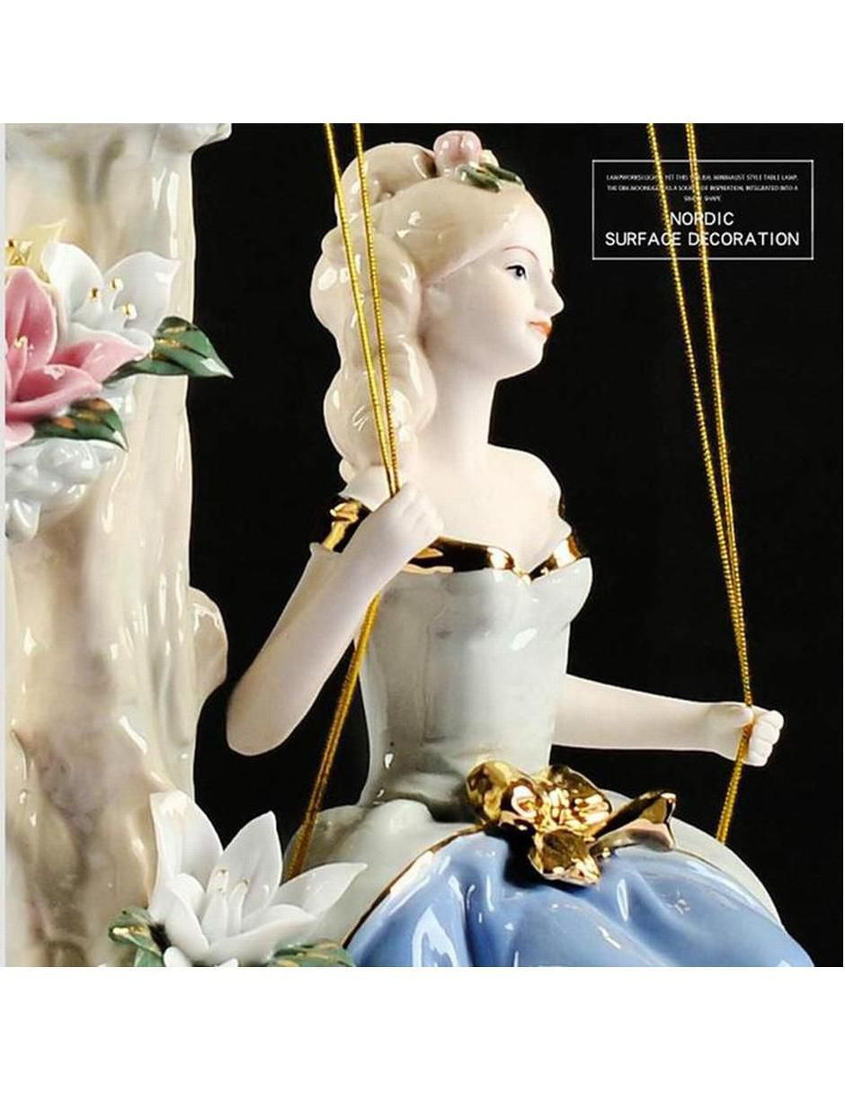 Figura Universal de porcelana 6