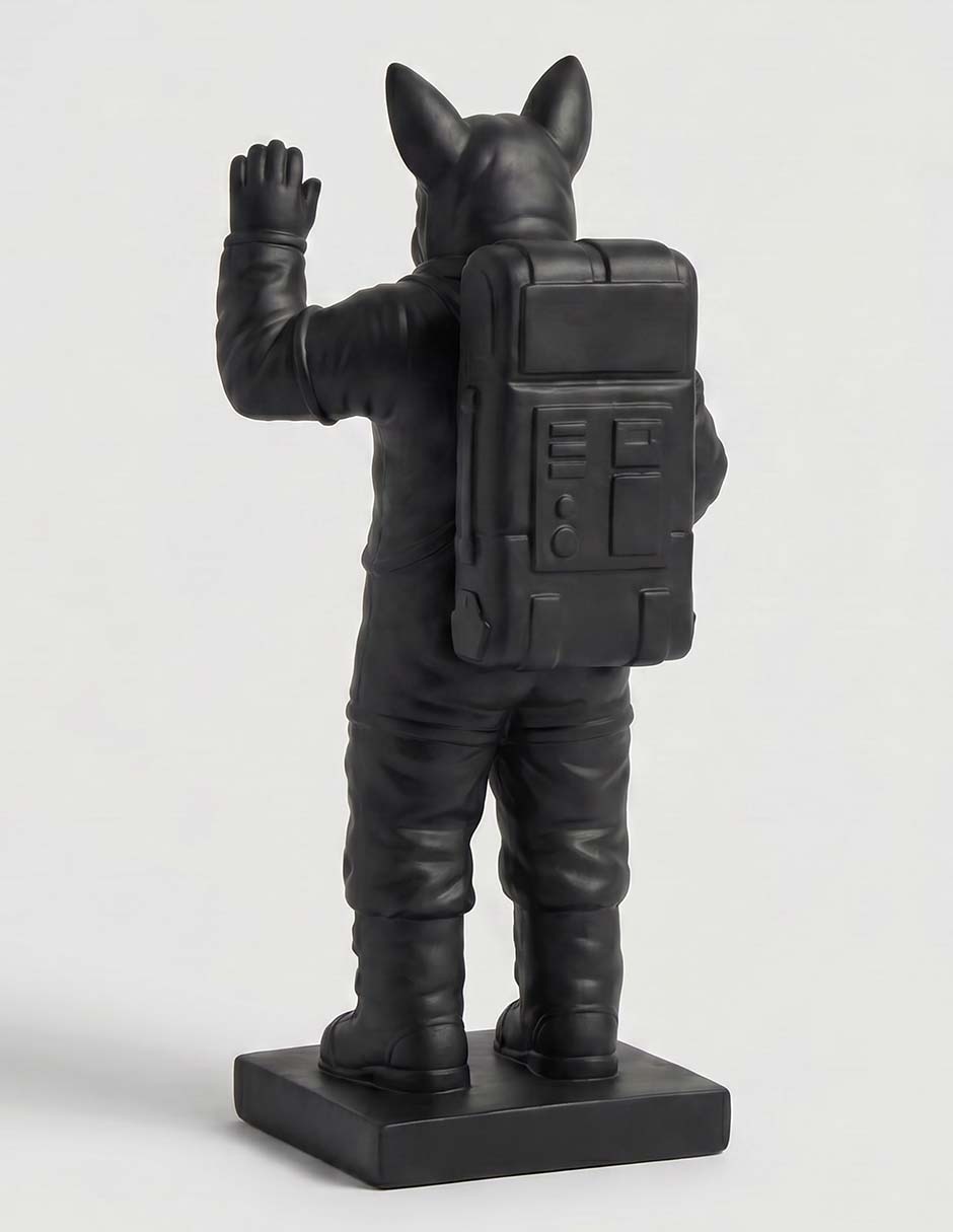 Figura decorativa de perro astronauta de resina