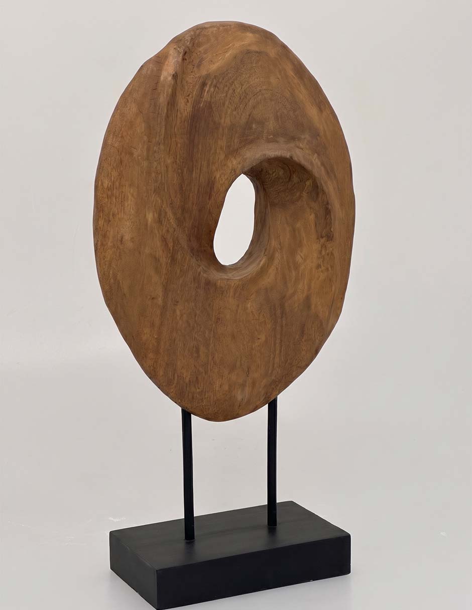 Figura de aro de madera 2