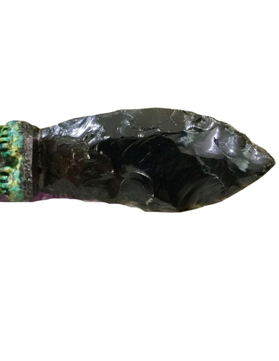 Figura de daga de vidrio
