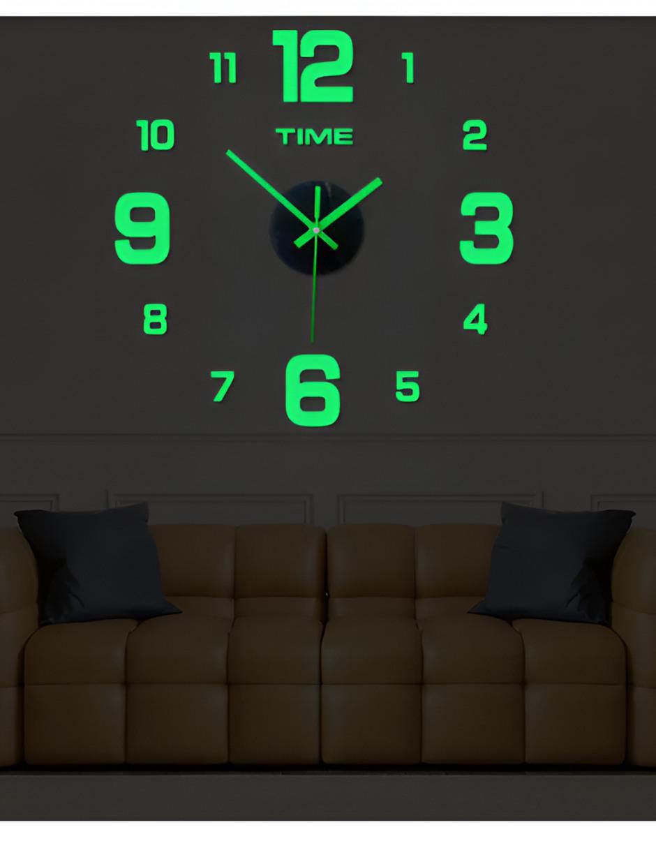 Reloj de pared de plástico