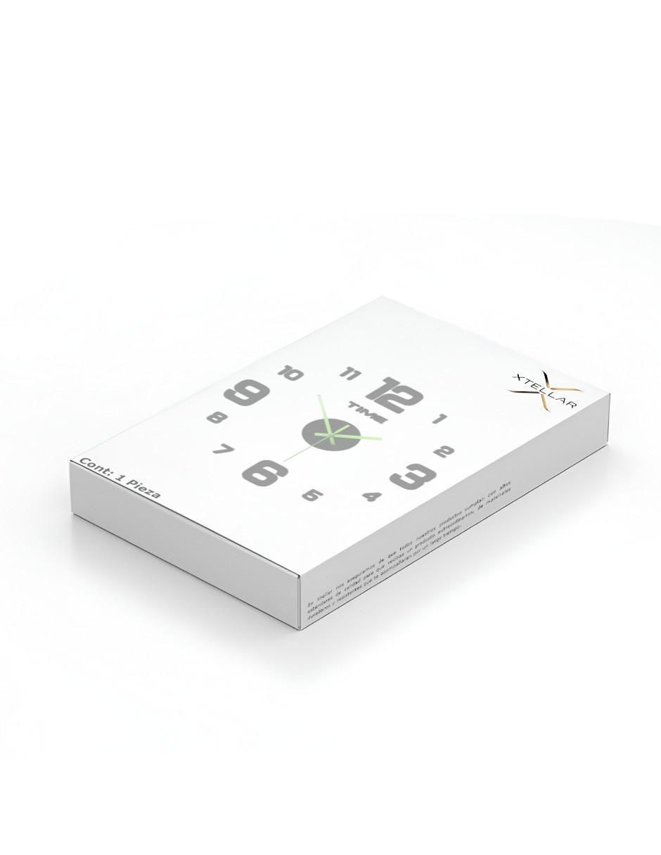 Reloj de pared de plástico