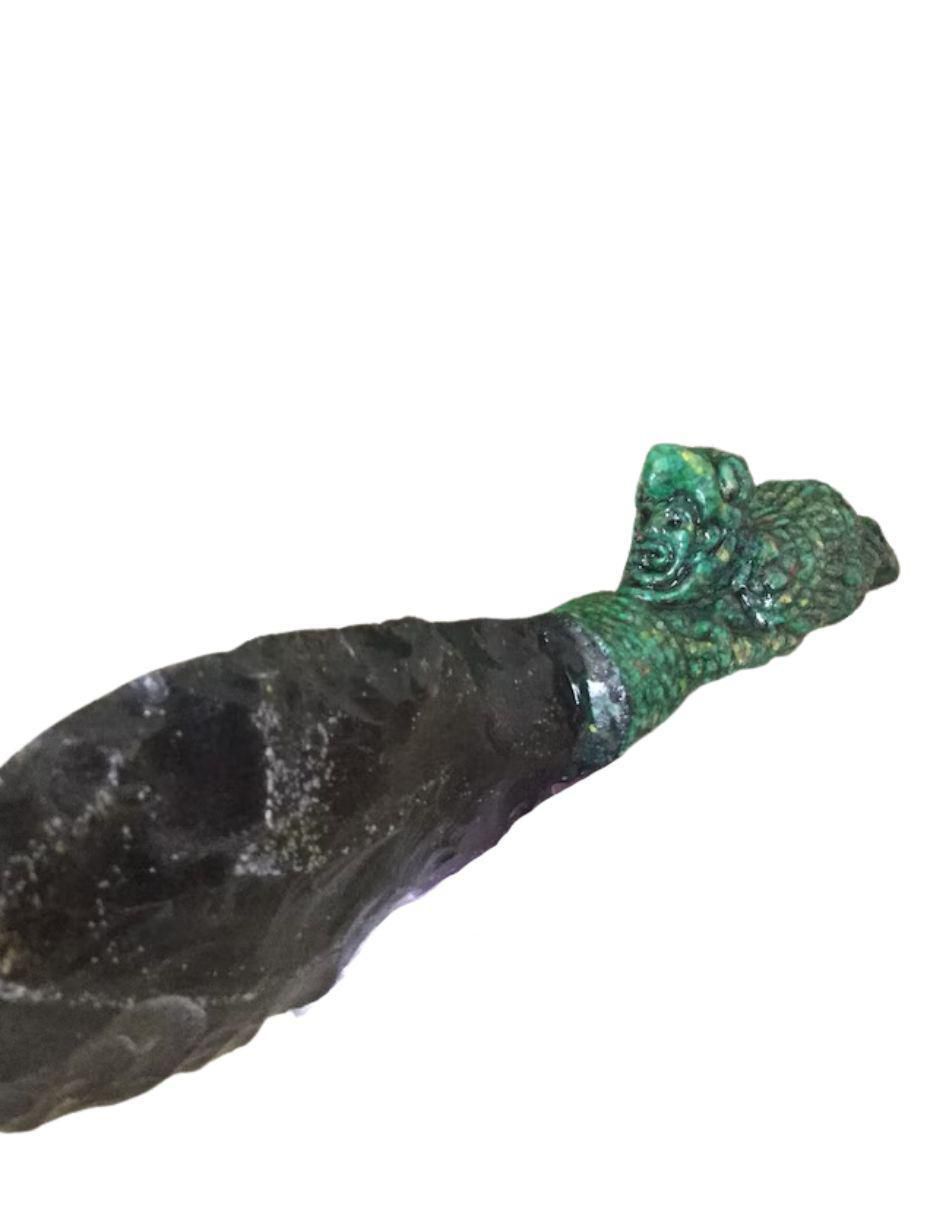 Figura de daga de vidrio