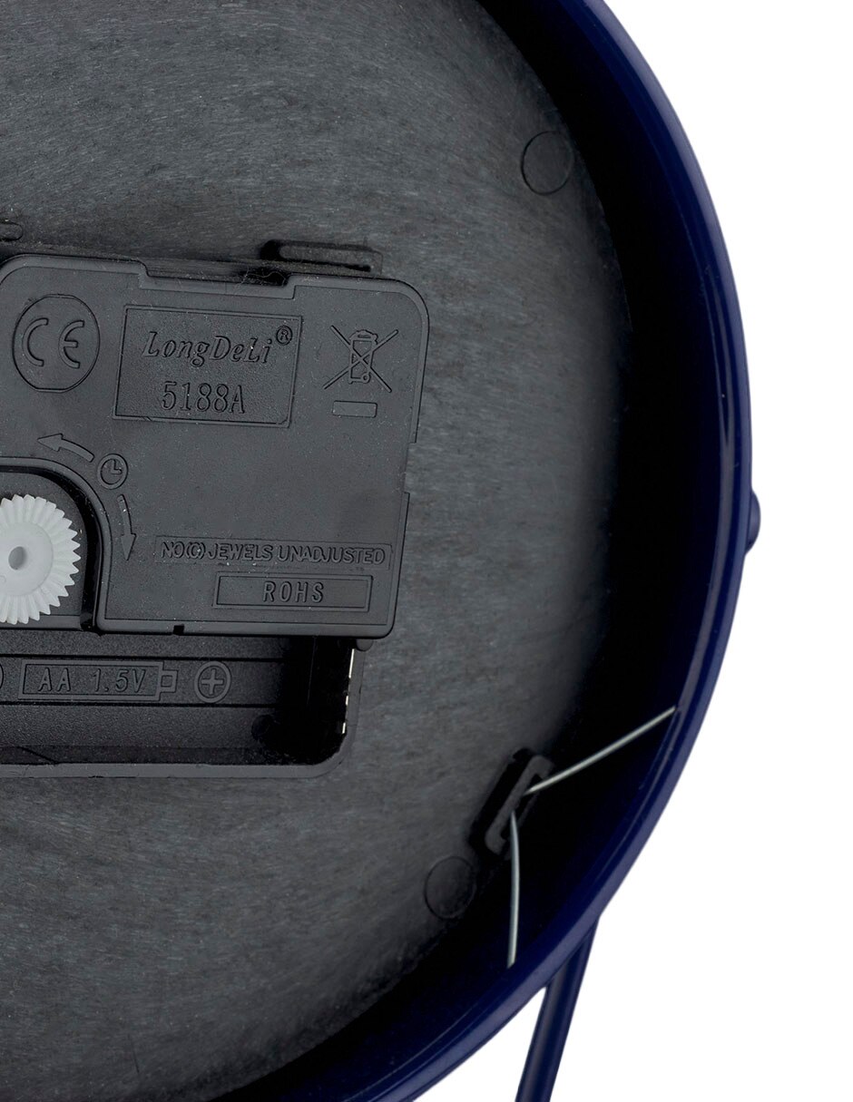 Reloj mesa de metal 4