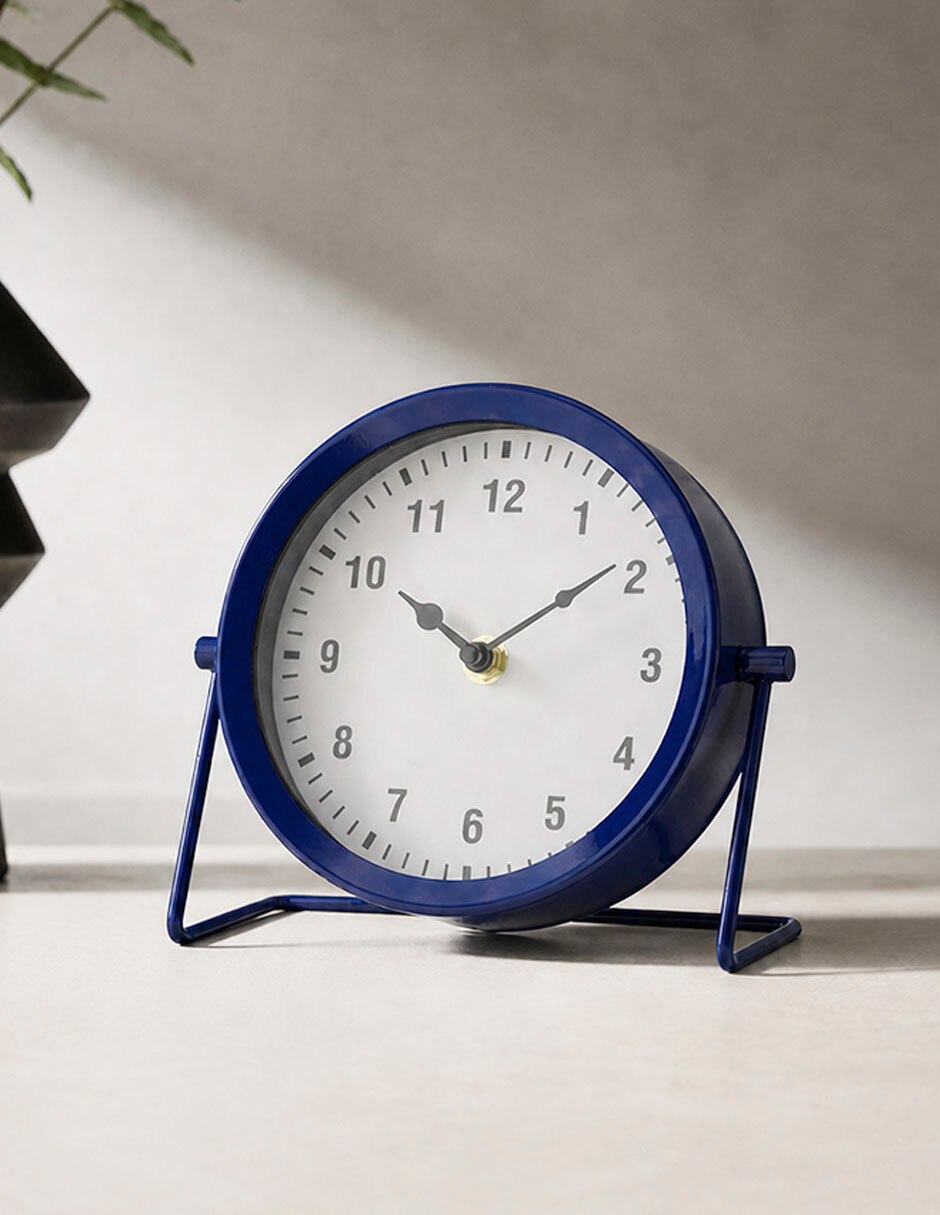 Reloj mesa de metal 5