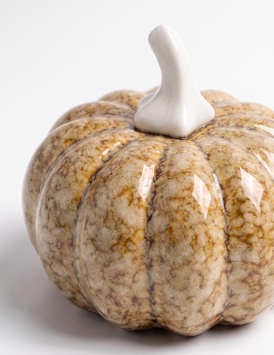 Figura decorativa de calabaza de cerámica