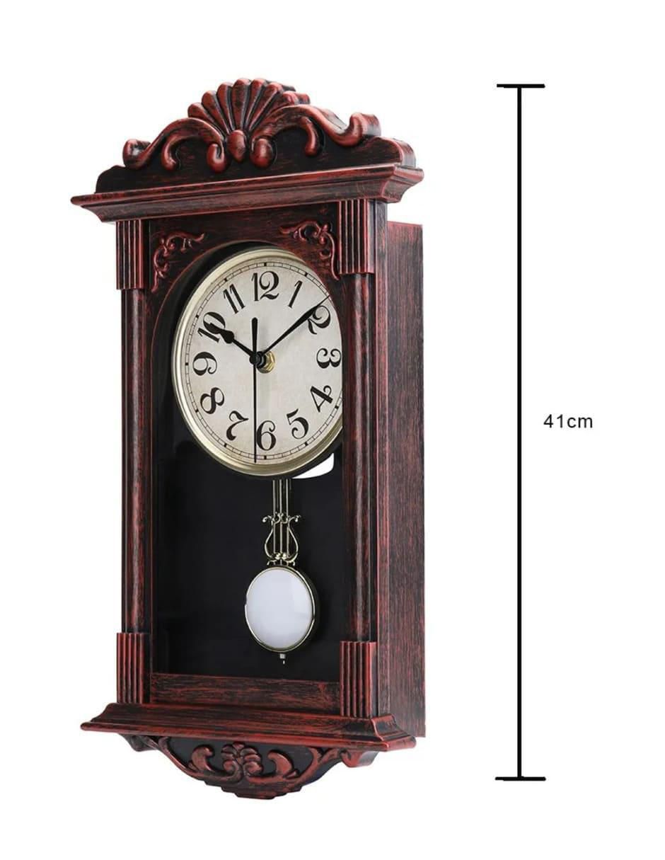 Reloj péndulo de plástico