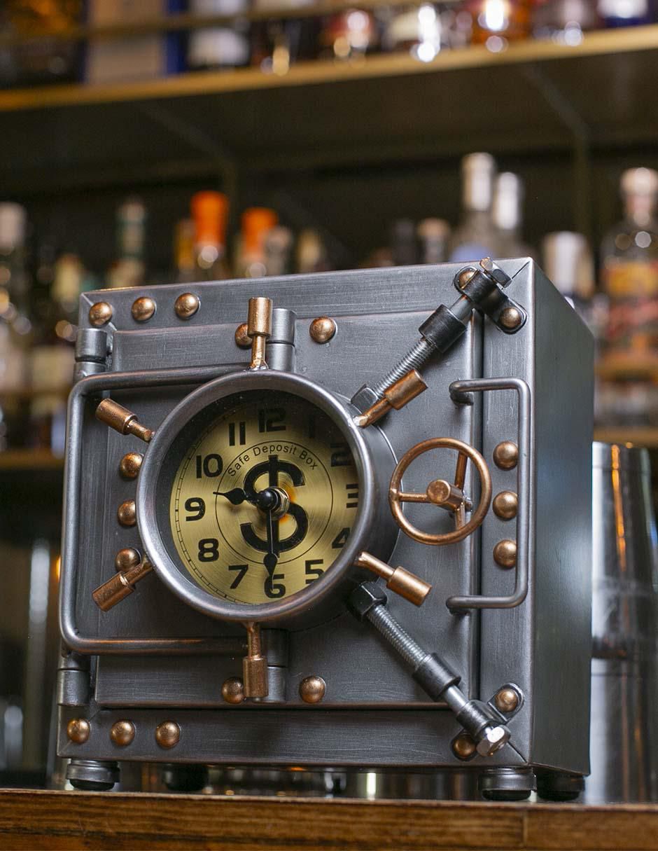 Reloj mesa Running Decora de metal