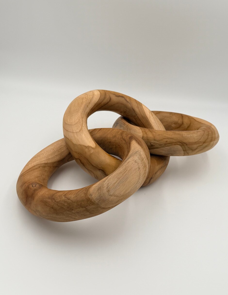 Escultura de de madera teca 2